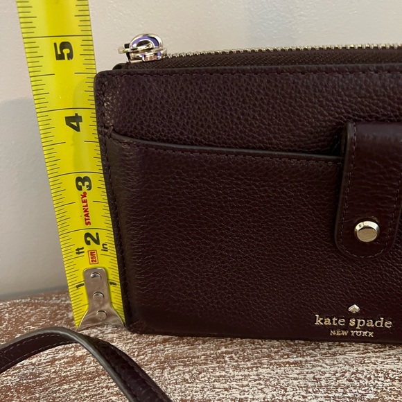 Adorable kate spade crossbody, used 1 time. - Picture 3 of 4